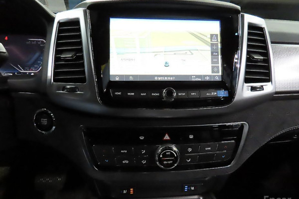 2021 SsangYong Rexton с пробегом 6 905 км