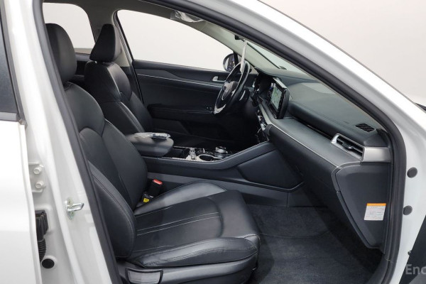 2022 Kia K5 с пробегом 73 813 км