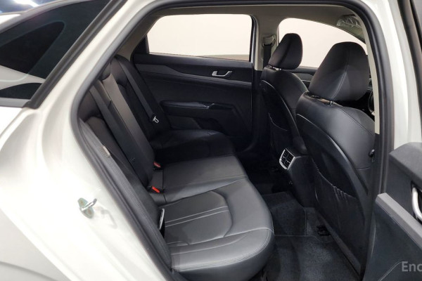 2022 Kia K5 с пробегом 73 813 км