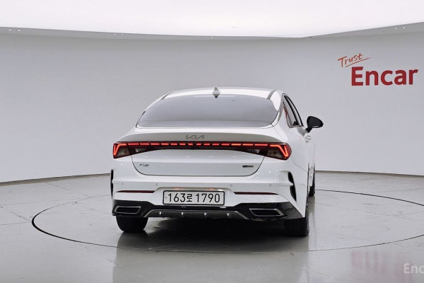 2022 Kia K5 с пробегом 109 826 км