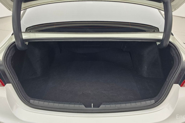 2022 Kia K5 с пробегом 109 826 км