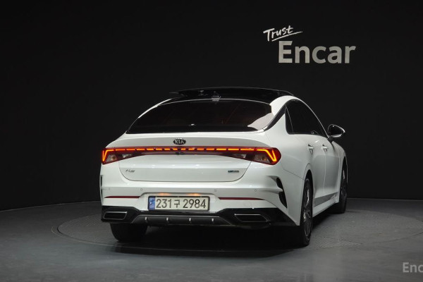 2021 Kia K5 с пробегом 70 936 км