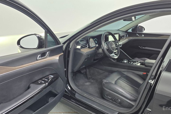 2022 Kia K5 с пробегом 67 854 км