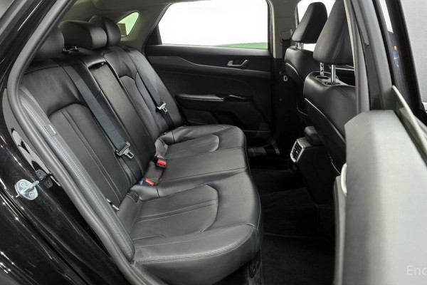 2022 Kia K5 с пробегом 35 395 км