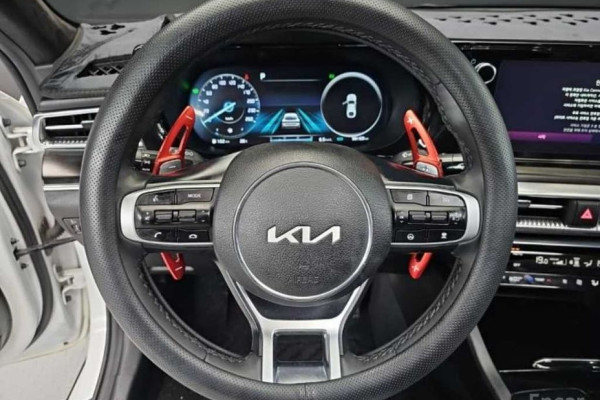 2022 Kia K5 с пробегом 98 165 км