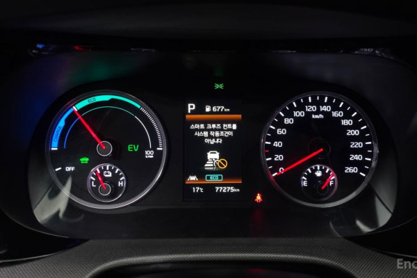 2022 Kia K5 с пробегом 77 275 км