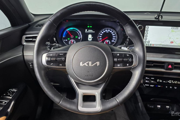 2022 Kia K5 с пробегом 65 746 км