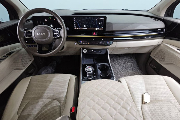 2023 Kia Carnival с пробегом 48 950 км