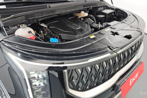 2023 Kia Carnival с пробегом 48 950 км