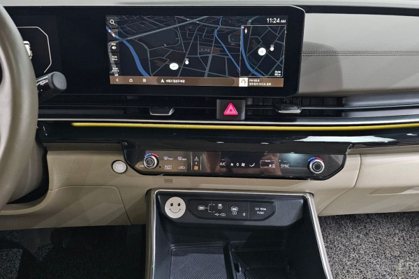 2023 Kia Carnival с пробегом 48 950 км