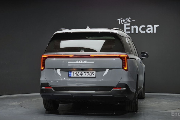 2024 Kia Carnival с пробегом 42 513 км