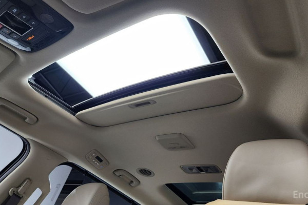 2023 Kia Carnival с пробегом 48 953 км