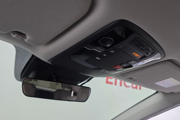 2025 Kia Carnival с пробегом 20 403 км