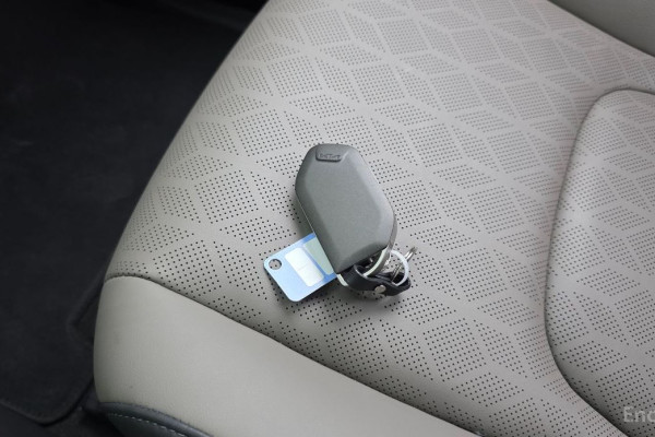 2025 Kia Carnival с пробегом 20 403 км