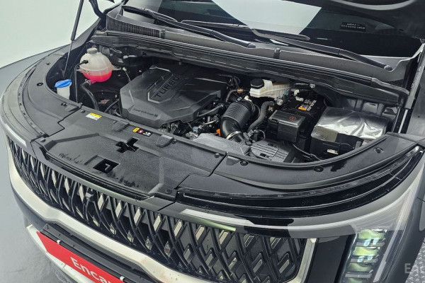 2024 Kia Carnival с пробегом 34 294 км