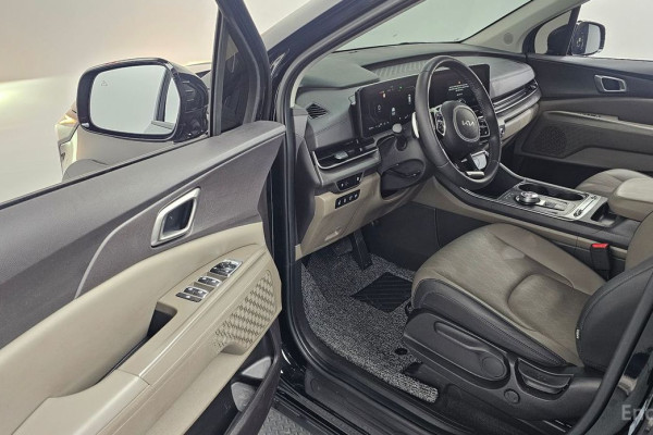 2024 Kia Carnival с пробегом 34 294 км