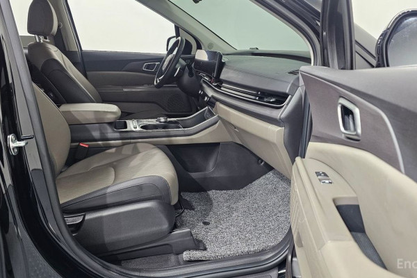 2024 Kia Carnival с пробегом 34 294 км