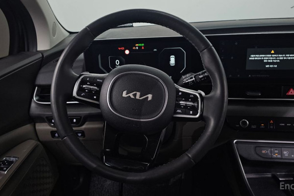 2024 Kia Carnival с пробегом 34 294 км