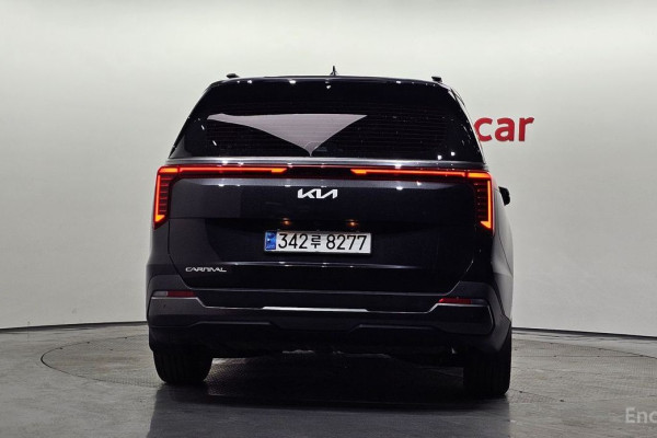 2024 Kia Carnival с пробегом 28 696 км