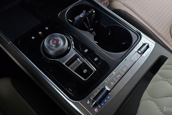 2024 Kia Carnival с пробегом 28 696 км