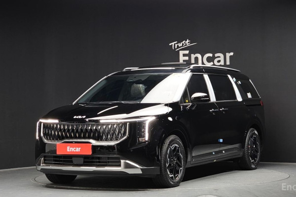 2025 Kia Carnival с пробегом 36 км