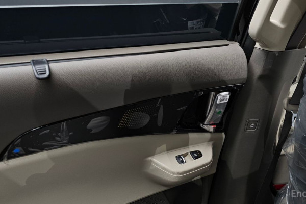 2025 Kia Carnival с пробегом 36 км