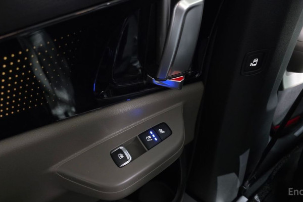 2024 Kia Carnival с пробегом 18 120 км