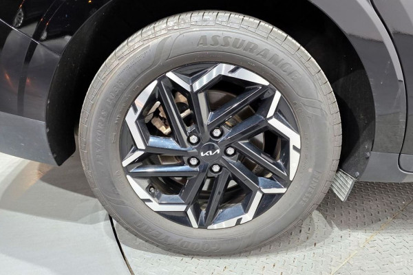 2024 Kia Carnival с пробегом 38 589 км