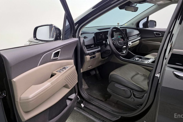 2024 Kia Carnival с пробегом 38 589 км