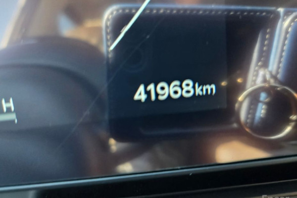 2024 Kia Carnival с пробегом 41 000 км