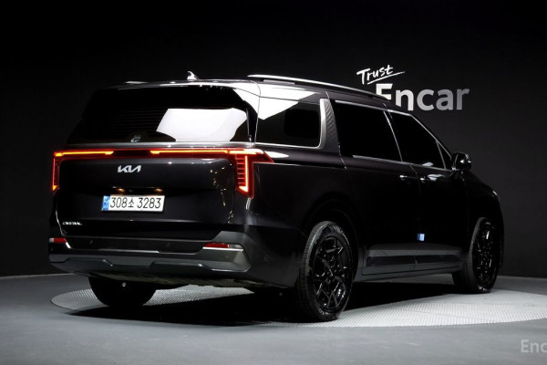 2024 Kia Carnival с пробегом 27 123 км