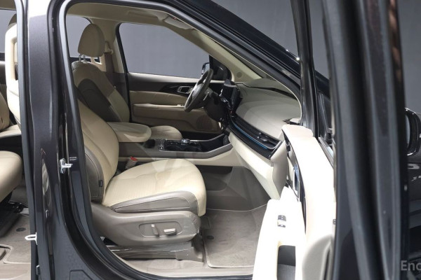 2024 Kia Carnival с пробегом 27 123 км