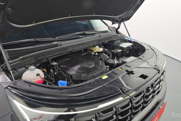 2025 Kia Carnival с пробегом 6 284 км