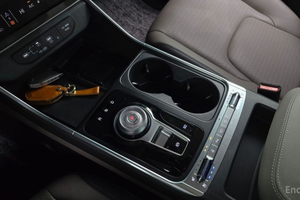 2025 Kia Carnival с пробегом 6 284 км