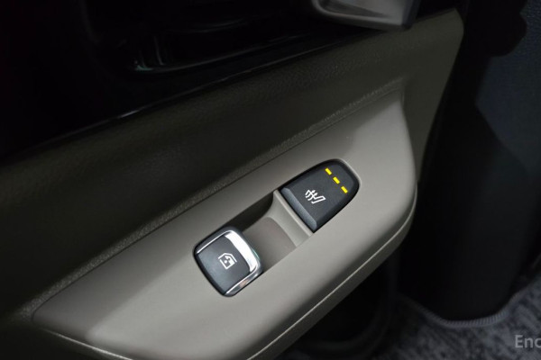 2025 Kia Carnival с пробегом 6 284 км