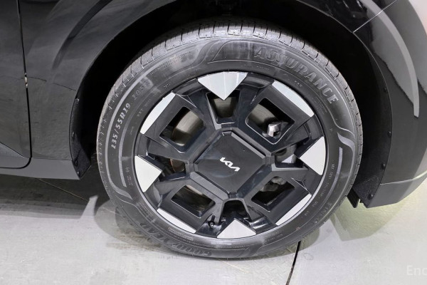 2024 Kia Carnival с пробегом 27 293 км