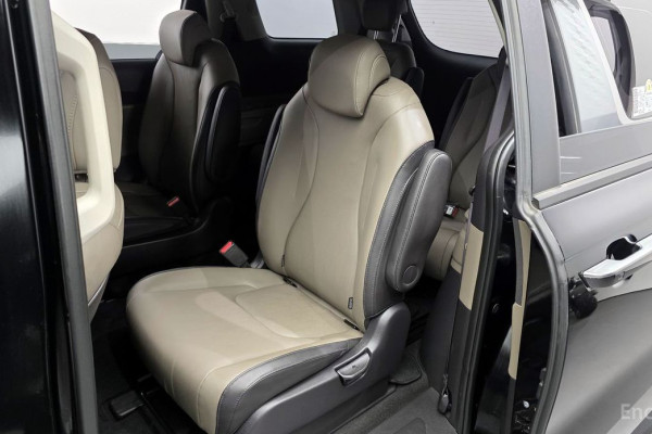 2024 Kia Carnival с пробегом 27 293 км