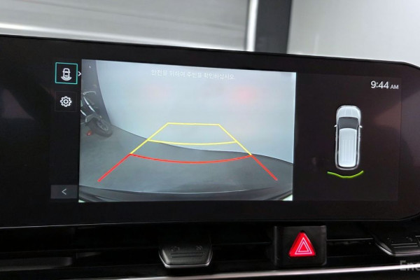 2024 Kia Carnival с пробегом 27 293 км