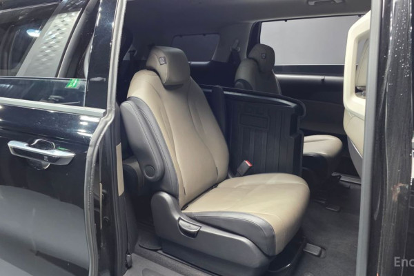 2024 Kia Carnival с пробегом 20 261 км