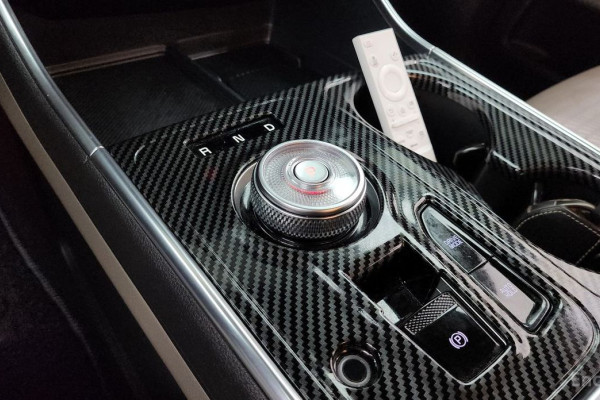 2024 Kia Carnival с пробегом 23 336 км