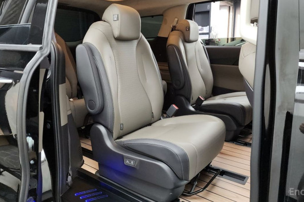 2024 Kia Carnival с пробегом 23 336 км