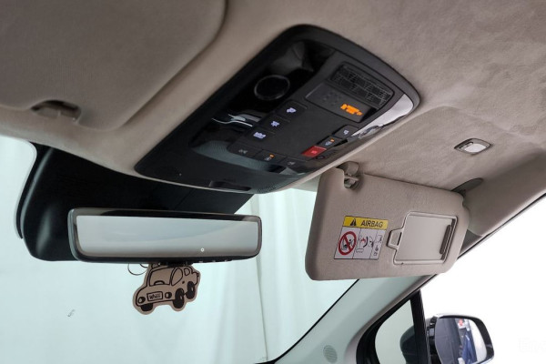 2024 Kia Carnival с пробегом 23 336 км