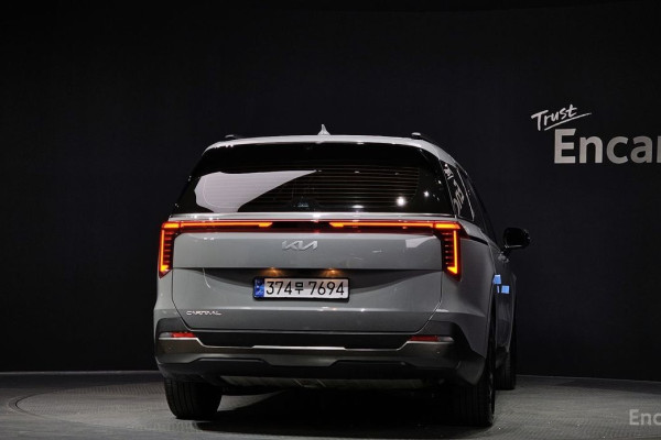 2025 Kia Carnival с пробегом 25 987 км