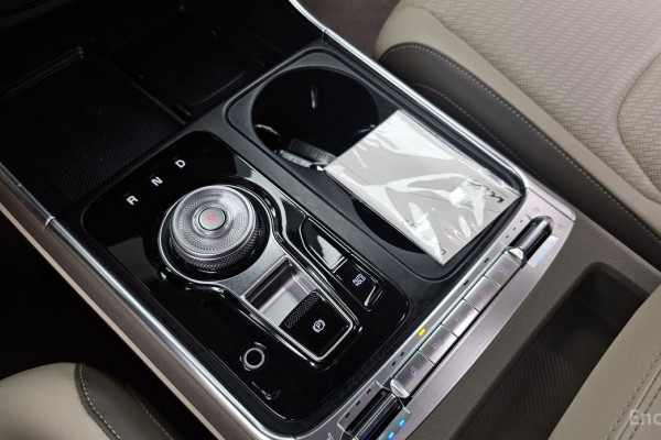 2025 Kia Carnival с пробегом 25 987 км