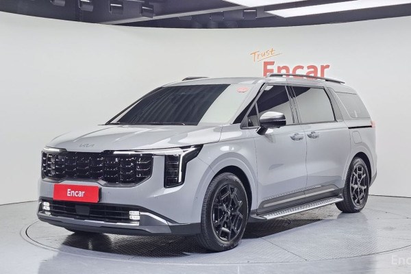 2025 Kia Carnival с пробегом 6 667 км