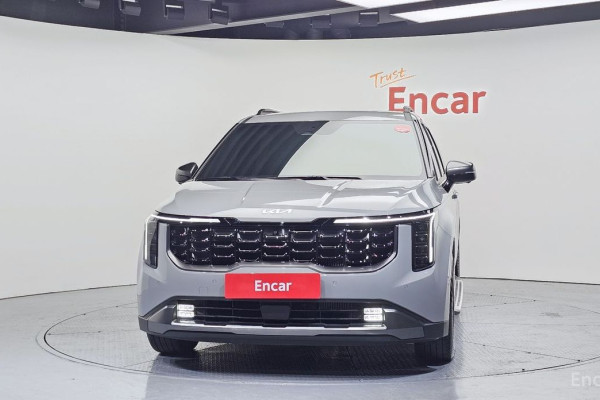 2025 Kia Carnival с пробегом 6 667 км