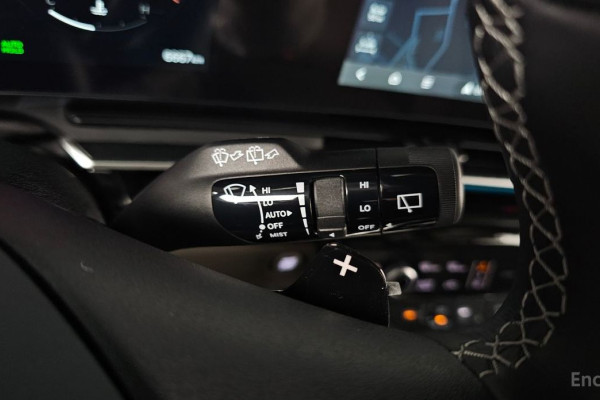 2025 Kia Carnival с пробегом 6 667 км