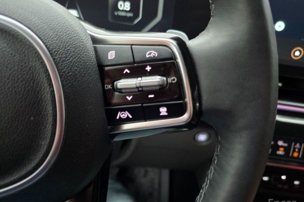 2024 Kia Carnival с пробегом 52 529 км