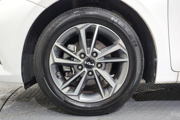 2021 Kia K3 с пробегом 129 357 км