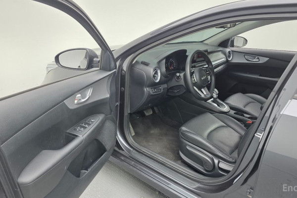 2022 Kia K3 с пробегом 68 275 км